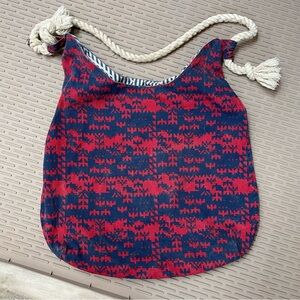 Volcom Canvas Hobo Bag Womens Large Red Navy Bird Print Rope Handle Condition